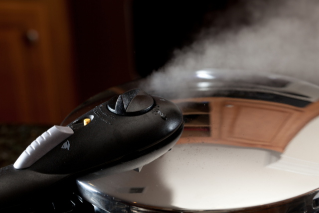 Do's and Don'Ts Pressure Cooker