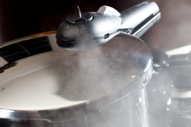 15 Essential Do's and Don'ts of Pressure Cooking